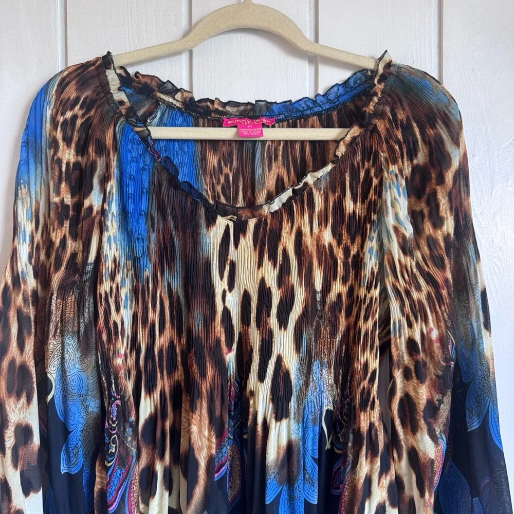 Sunny Leigh Y2K Leopard Print Long Sleeve Blouse - Picture 3 of 5